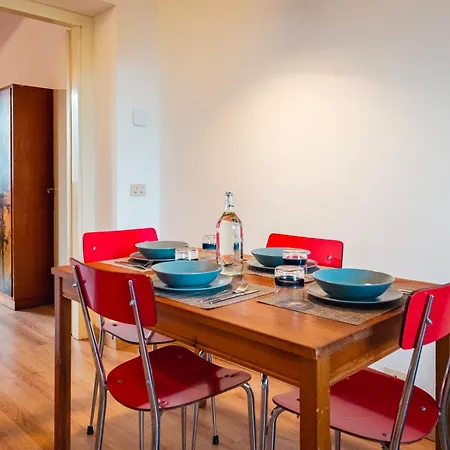 Appartement Luminosa Mansarda Con Travi In Legno *